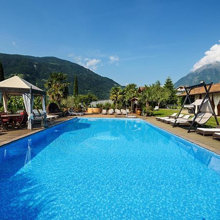 Ruster Resort Lagundo Luaran gambar